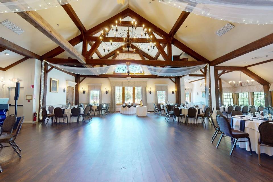 Publick House Historic Inn 3d tour