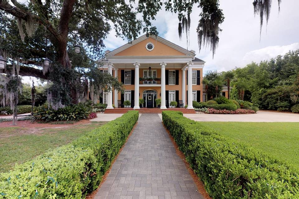 Southern Oaks Plantation  New Orleans Destination Wedding