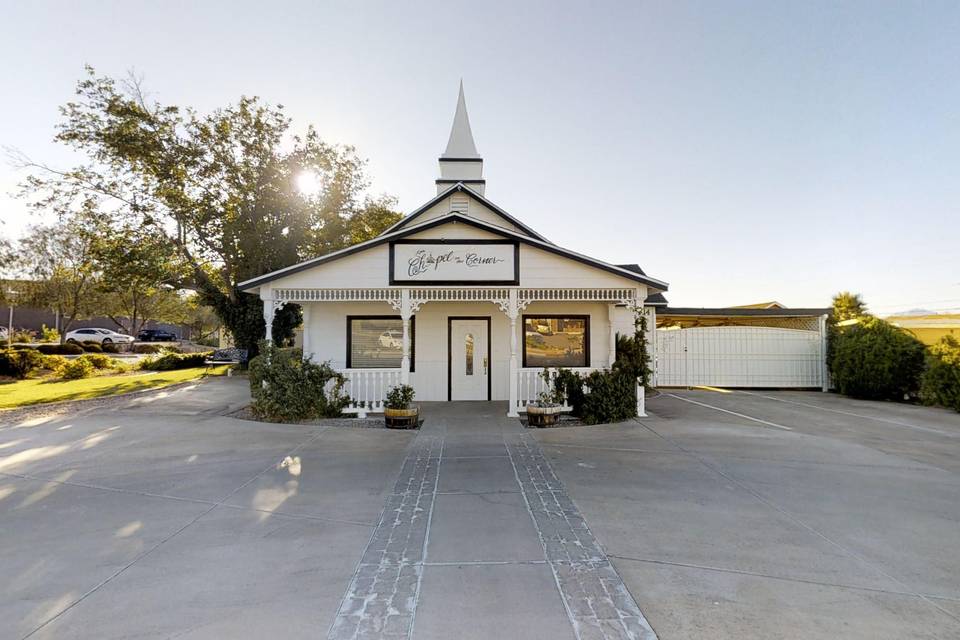 Little Chapel on The Corner 3d tour