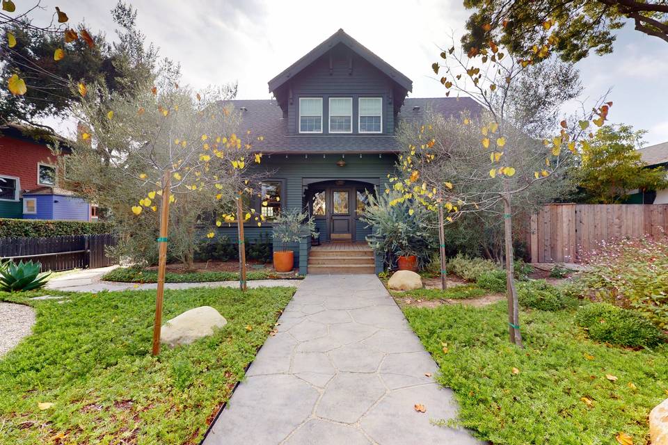 Craft House Inn 3d tour