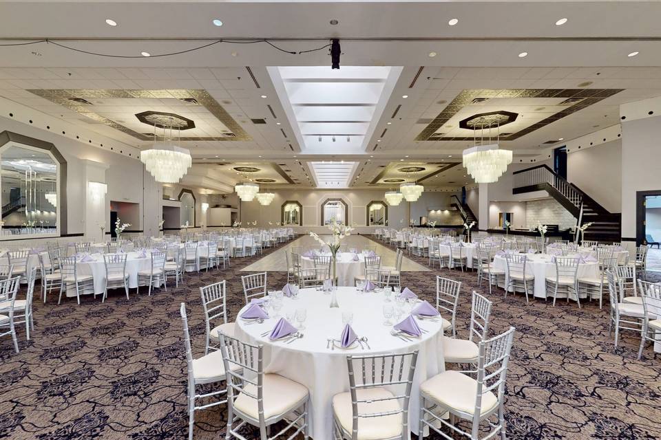 Georgios Banquets, Quality Inn & Suites Conference Centre 3d tour