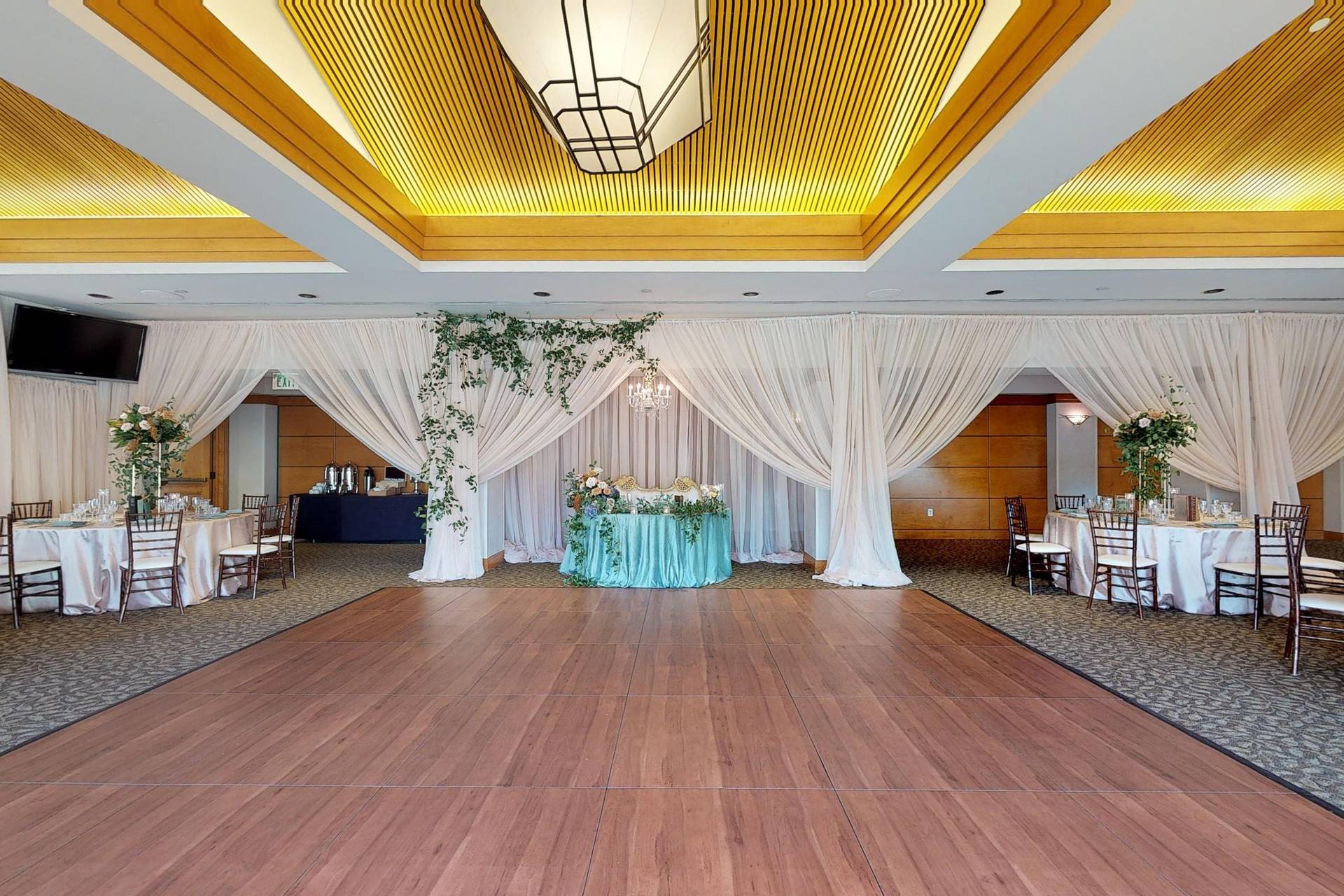 Coyote Hills Golf Course - Country Club Weddings - Fullerton, CA