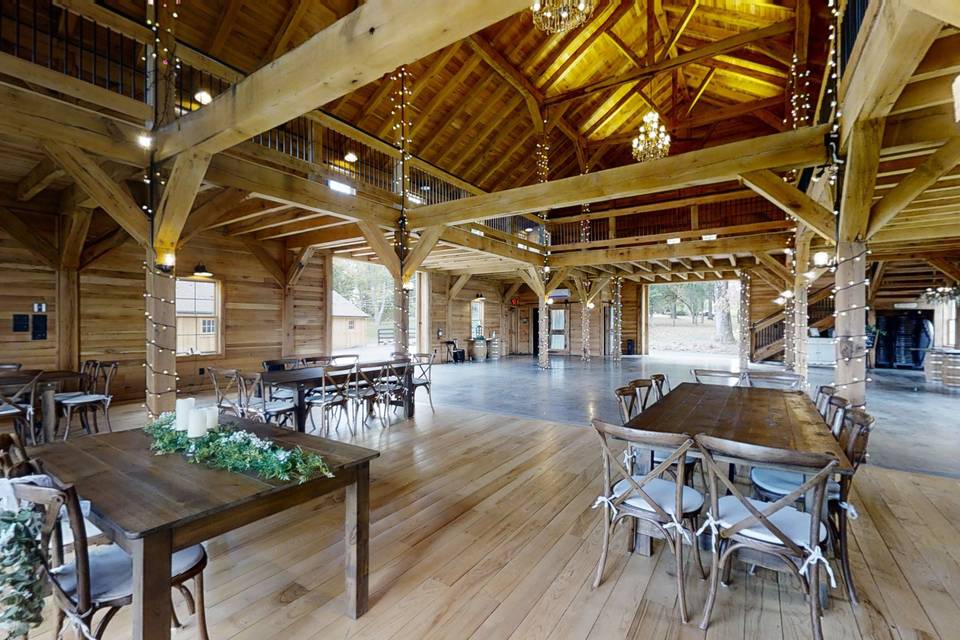 The Oak Barn at Loyalty 3d tour