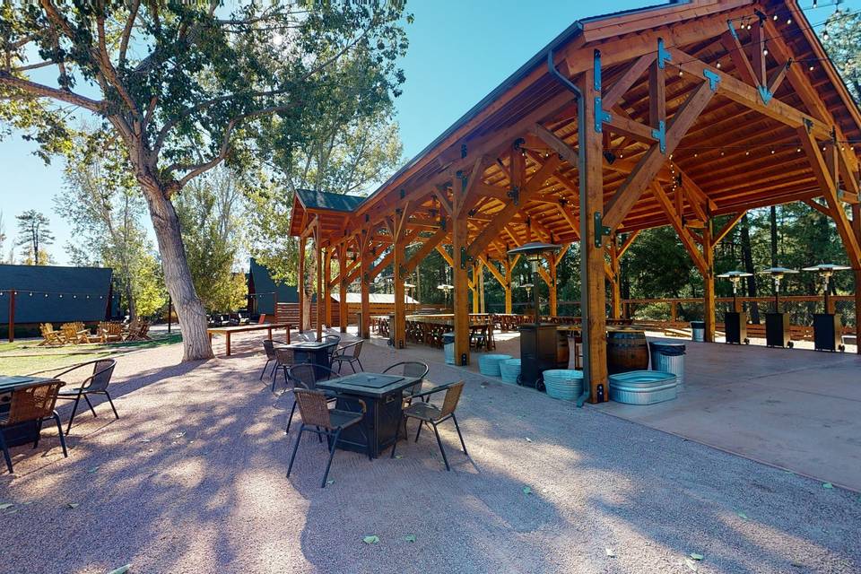 The Cabins on Strawberry Hill 3d tour