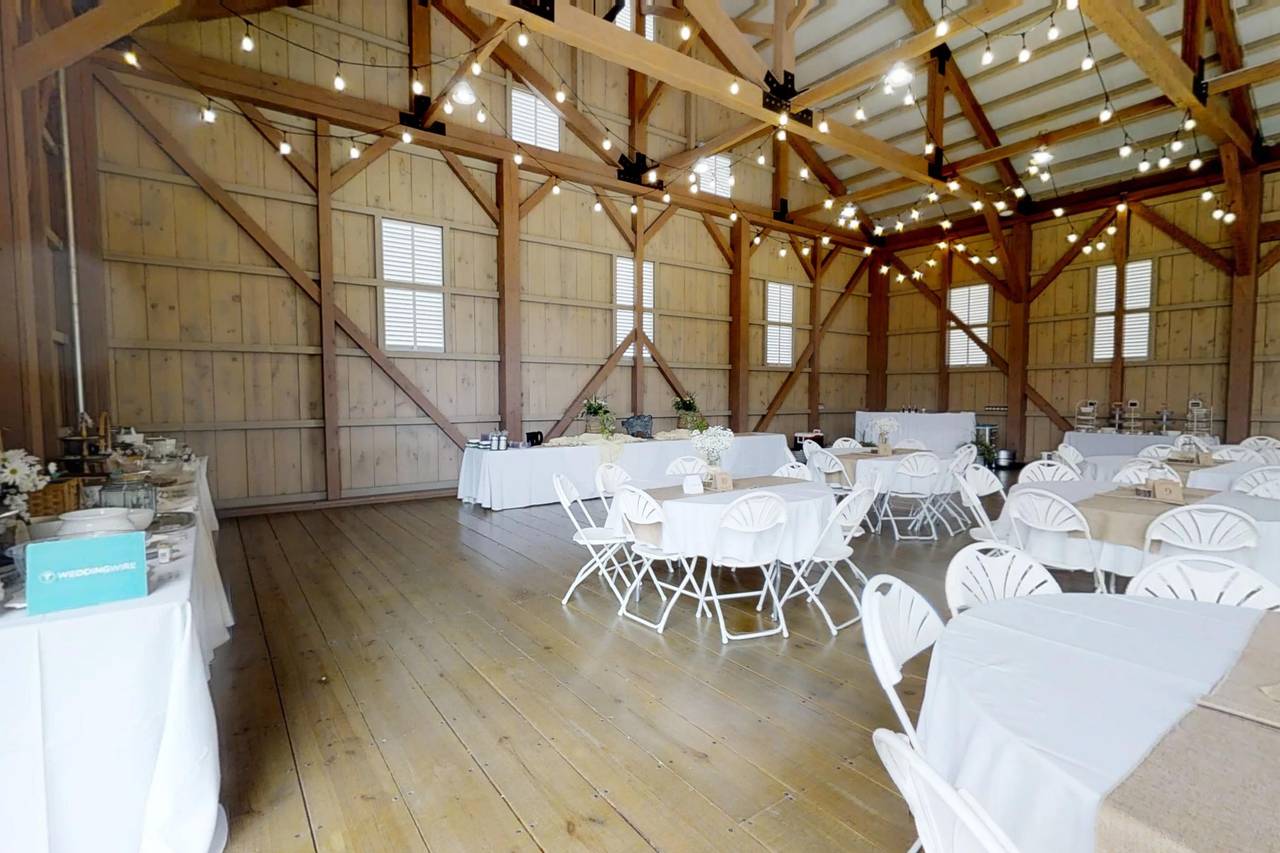 6 Pastures Farm Barn And Farm Weddings Winchester Va Weddingwire 8825