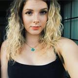 Hallee 