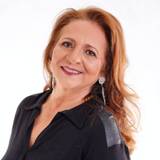 Cynthia T