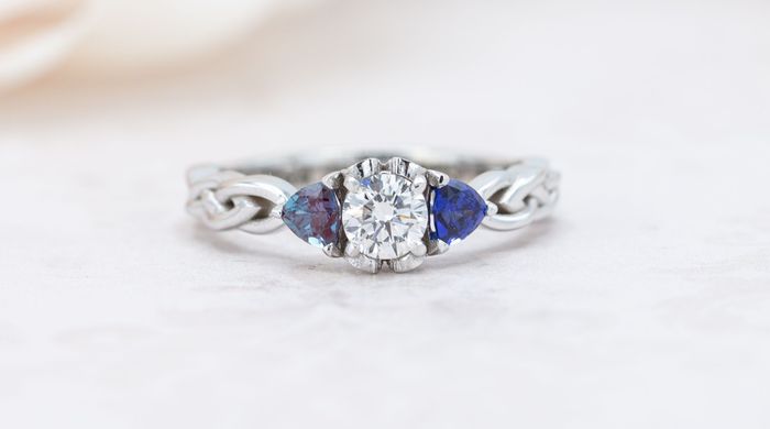 Has anyone had a ring made by custommade.com 11