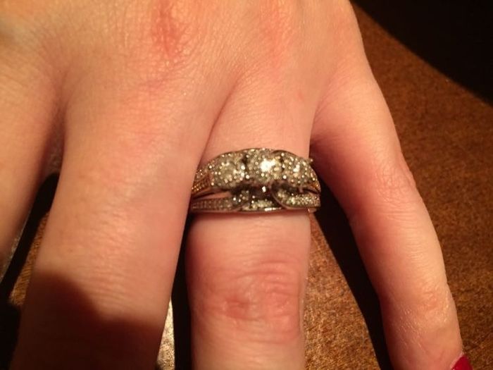 Let's see those beautiful rings lady's!