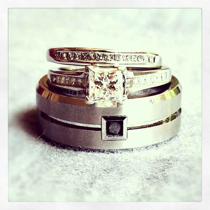 Artsy ring pictures! (show me your wedding bands)