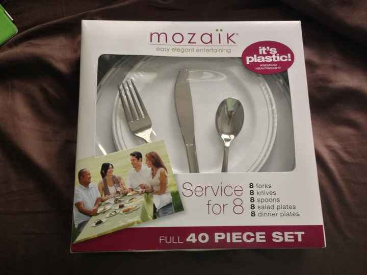 PSA: Inexpensive Disposable Dinnerware at Vons/Pavilions