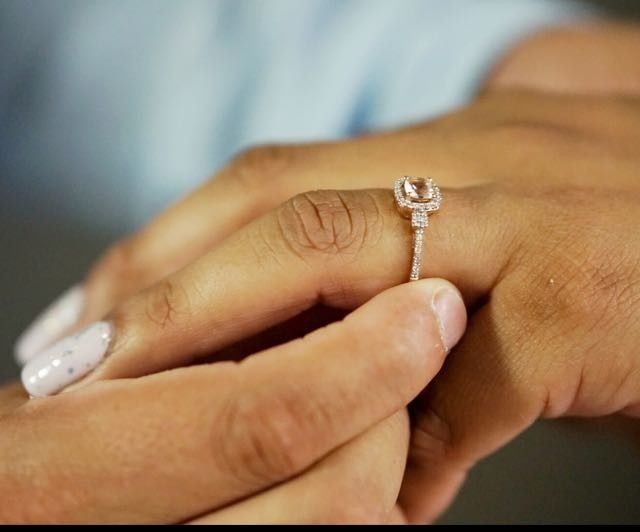 Let's see those beautiful rings lady's!