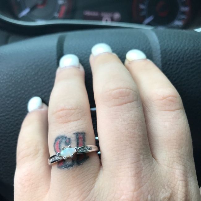 SHOW OFF YOUR RINGS LADIES!! I wanna see that bling!!!