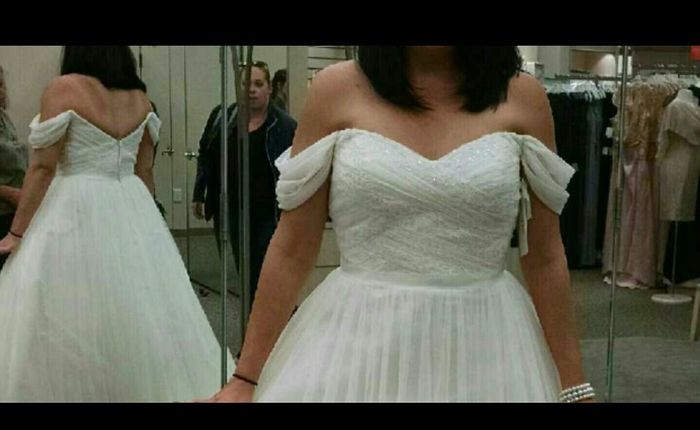 Hair and accessory idea help!... also to veil or not to veil? picture in comments