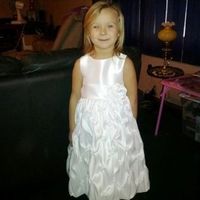 I found my flower girl dress, show me yours :-)