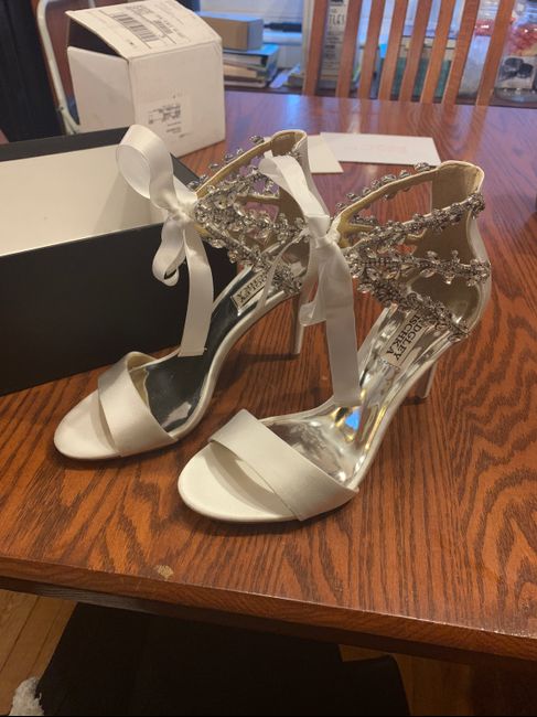 Where are my girls that appreciate a good set of heels?! - 1