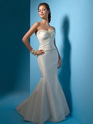 Show us the dress you said "yes" to! **pics**