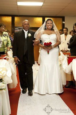 BACK & MARRIED!!! Mr. & Mrs. Gray w/ Pics :)
