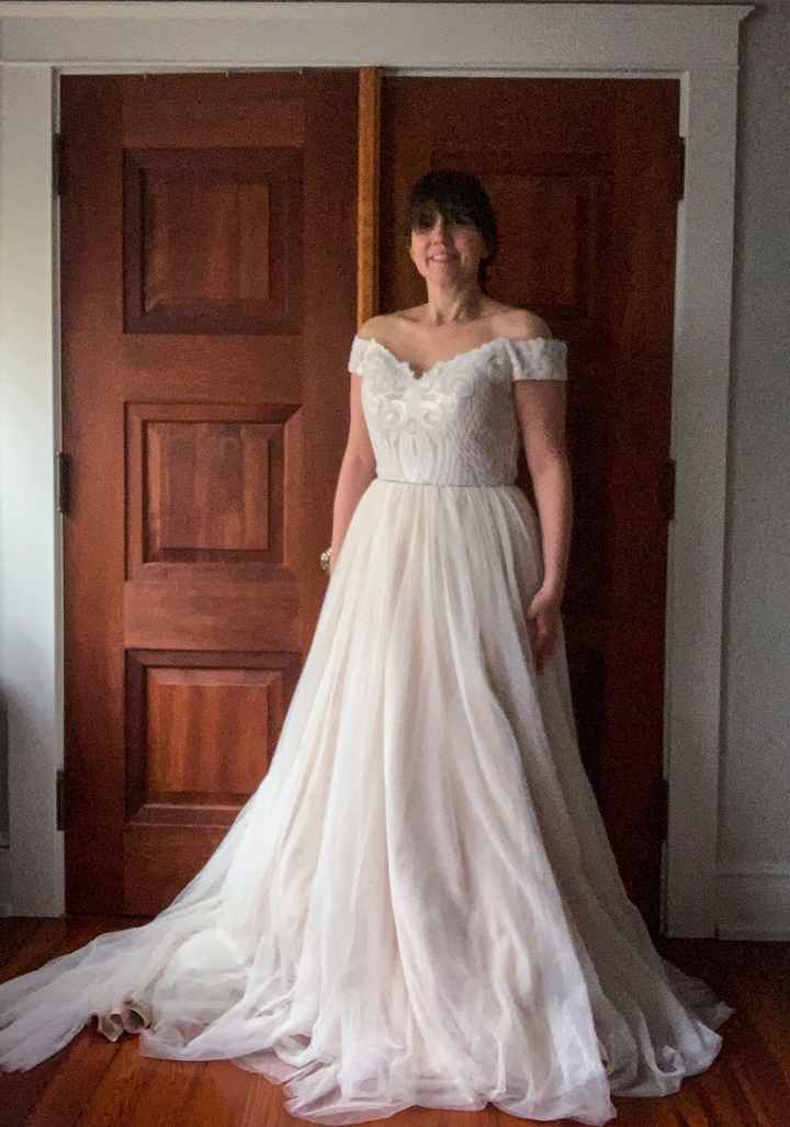 Wedding dress online!!! help 1