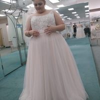 What's your favorite part of your wedding dress? 😍 - 1
