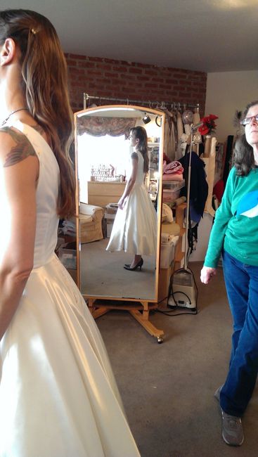 Finally have photos of my dress!!! Show me your vintage!