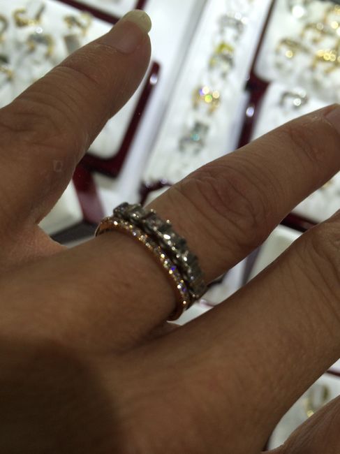 What kind of wedding ring would you pair with a solitare?