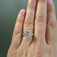 So sparkly....another ring thread.