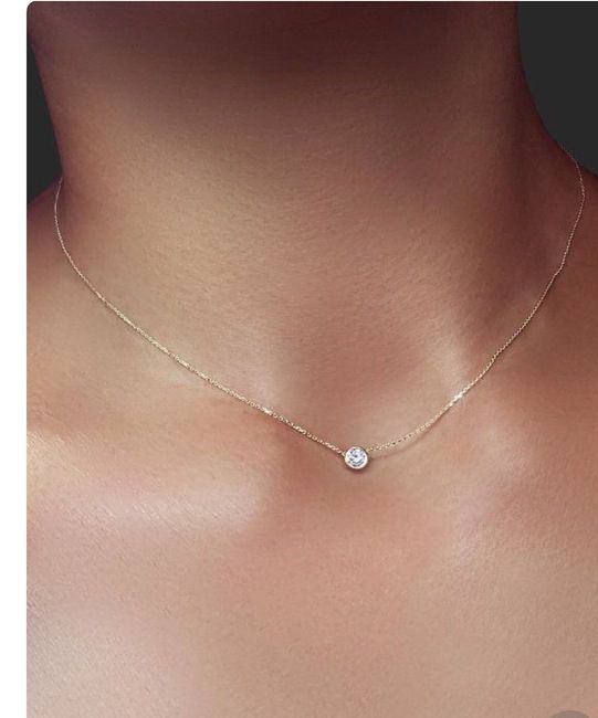 Necklace or no necklace? 1