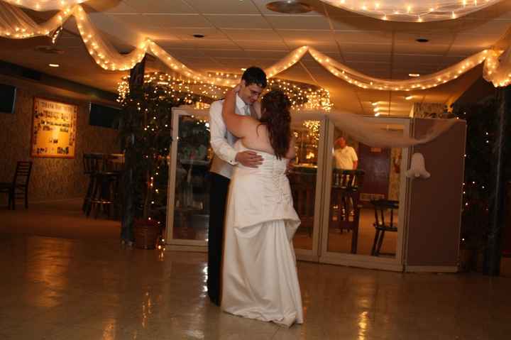 Finally! I'm back! Along with pics from my Alice wedding. *Pic Heavy*