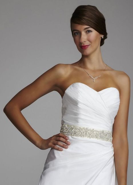 Pics: Should I add a plain sash to my dress?