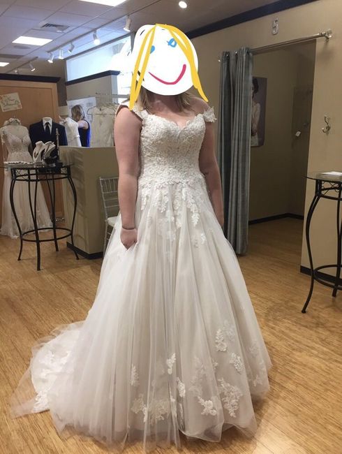 Let me see your sweetheart necklines!