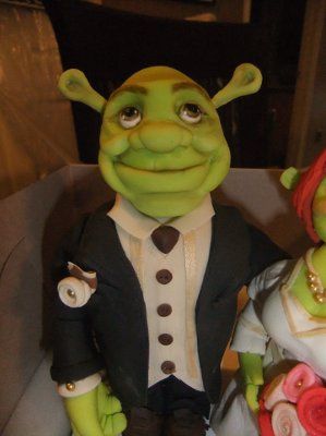 Custom made cake topper arrived today *pics*
