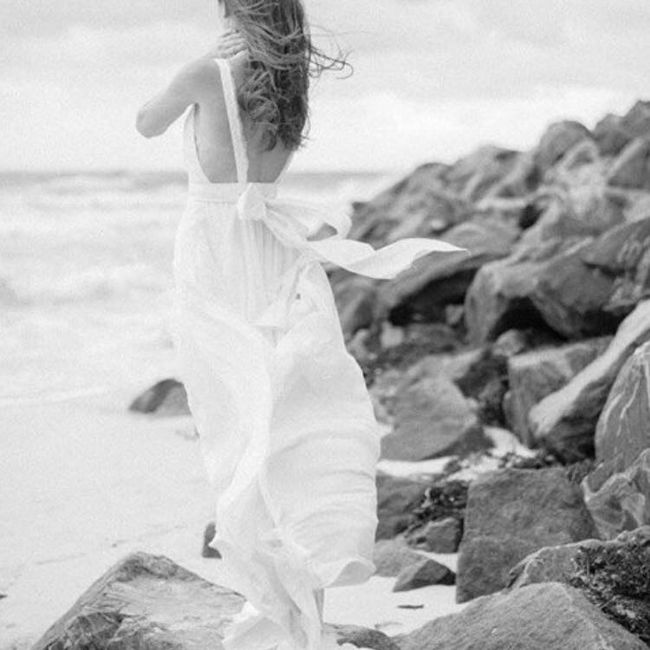 Beach wedding brides!