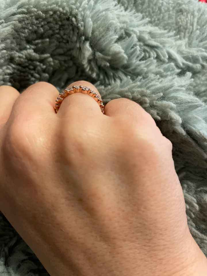 Do any of you have experience with Blue Nile floating diamond wedding ring? - 1