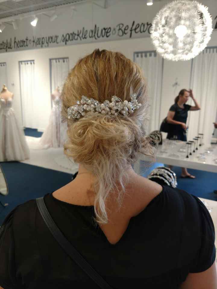 Show me your hairpieces! - 1