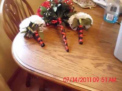 Bouquets DIY ribbon handles. *pics* UPDATE in comments