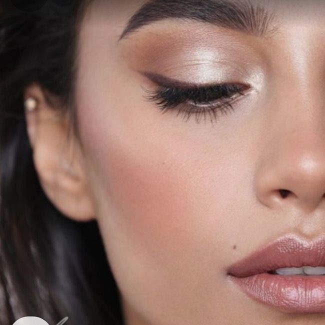 Hair and makeup inspiration? 12