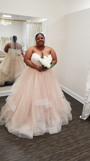 Who has said yes to the dress?  Post that pic👰 - 1