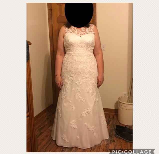 Please show your wedding dress, ladies - 1