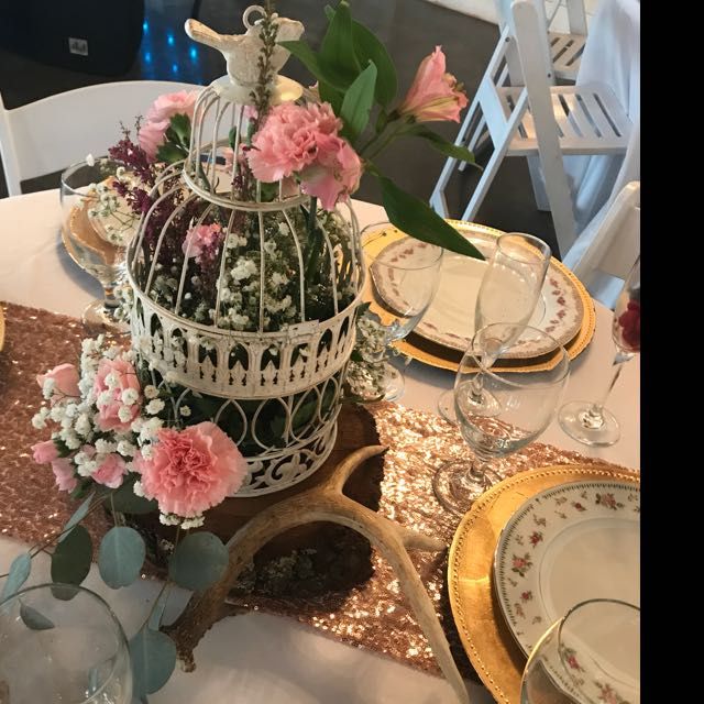 Centerpieces without candles? 8