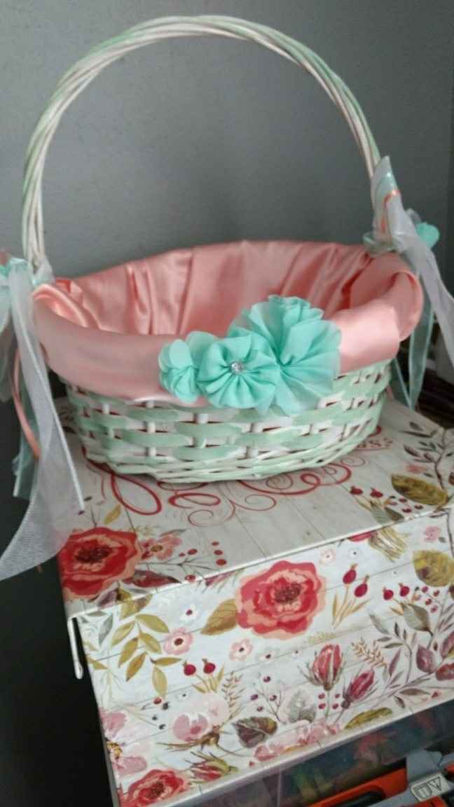 My DIY flower girl basket and card box
