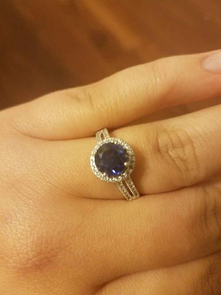 Did anyone pick their own engagement ring?? - 1