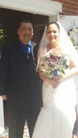 BACK & HAPPILY MARRIED *NON PRO PICS* 1 PRO PIC