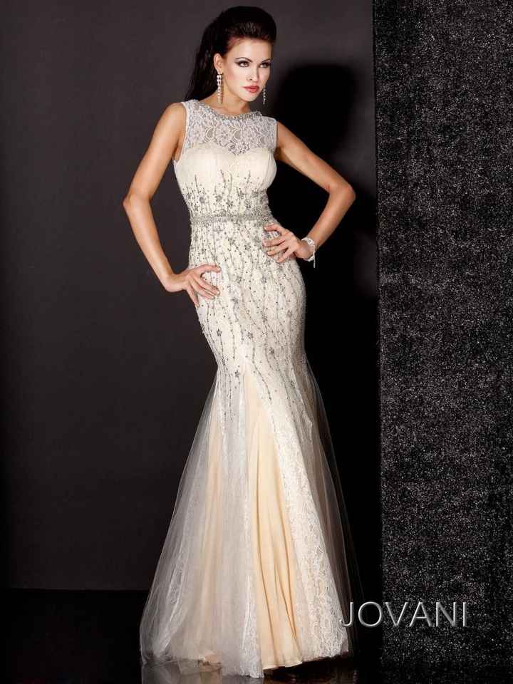 Non strapless dresses? Lets see them...