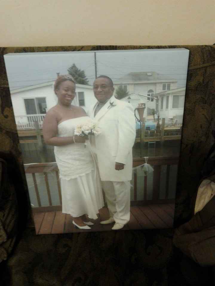 Wedding Picture on Canvas (pics included)