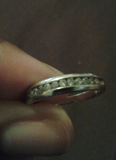 Show off your E-ring and wedding band!!!