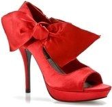 Show me the shoes!!