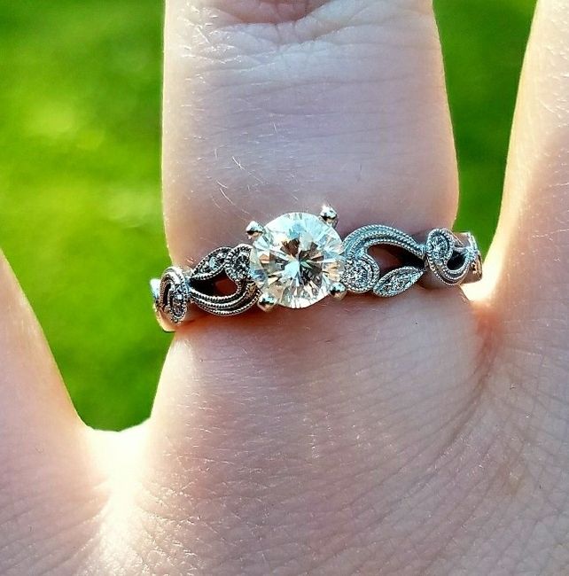 Small diamond ladiessssss.....Let me see those small diamond halo's (half carat and lower)