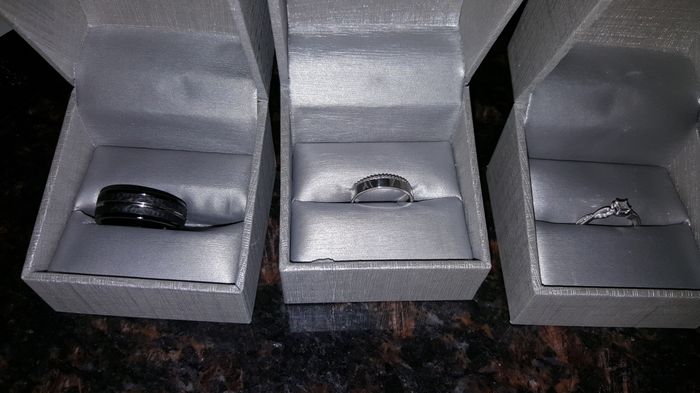 We haven't had any ring porn in awhile...