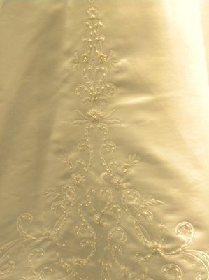 Picked up my dress! PiCs... I LOVE IT...=]